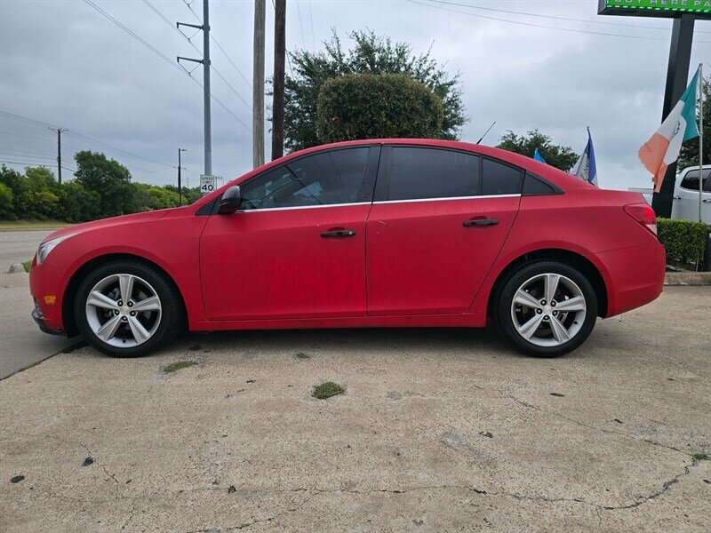 2013 Chevrolet Cruze 2LT Auto - Photo 3 - Garland, TX 75042