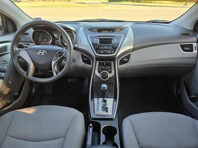 2013 Hyundai Elantra GLS   - Photo 15 - Garland, TX 75042