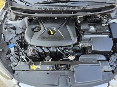 2013 Hyundai Elantra GLS   - Photo 12 - Garland, TX 75042