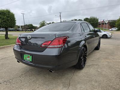 2010 Toyota Avalon XLS   - Photo 8 - Garland, TX 75042