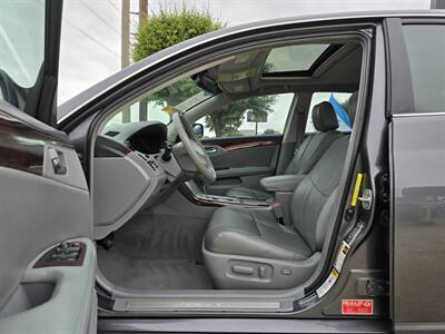 2010 Toyota Avalon XLS   - Photo 13 - Garland, TX 75042