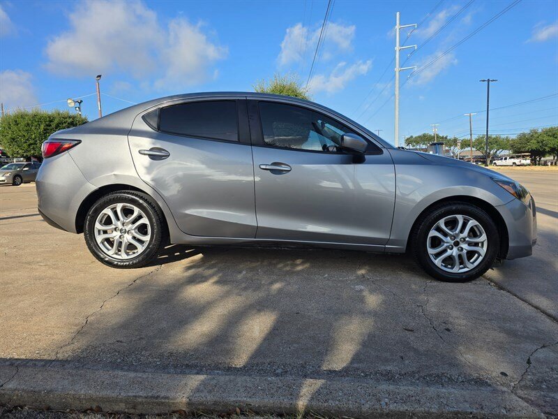 2016 Scion iA - Photo 9 - Garland, TX 75042