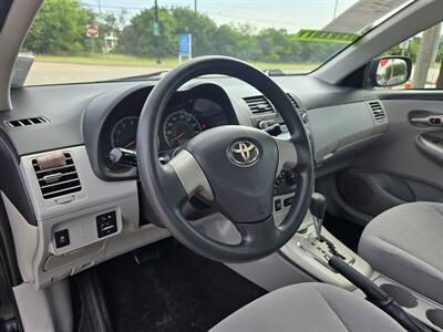 2011 Toyota Corolla LE   - Photo 13 - Garland, TX 75042