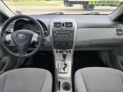 2011 Toyota Corolla LE   - Photo 16 - Garland, TX 75042