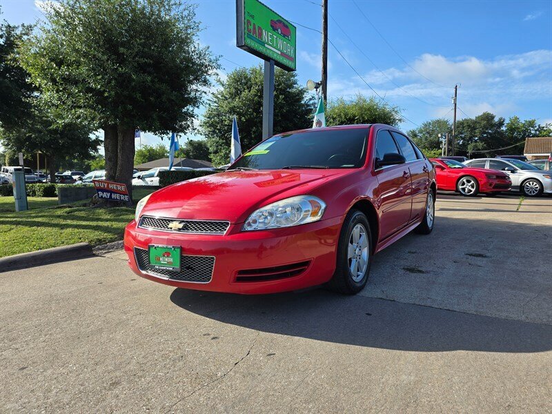 2013 Chevrolet Impala LT - Photo 2 - Garland, TX 75042