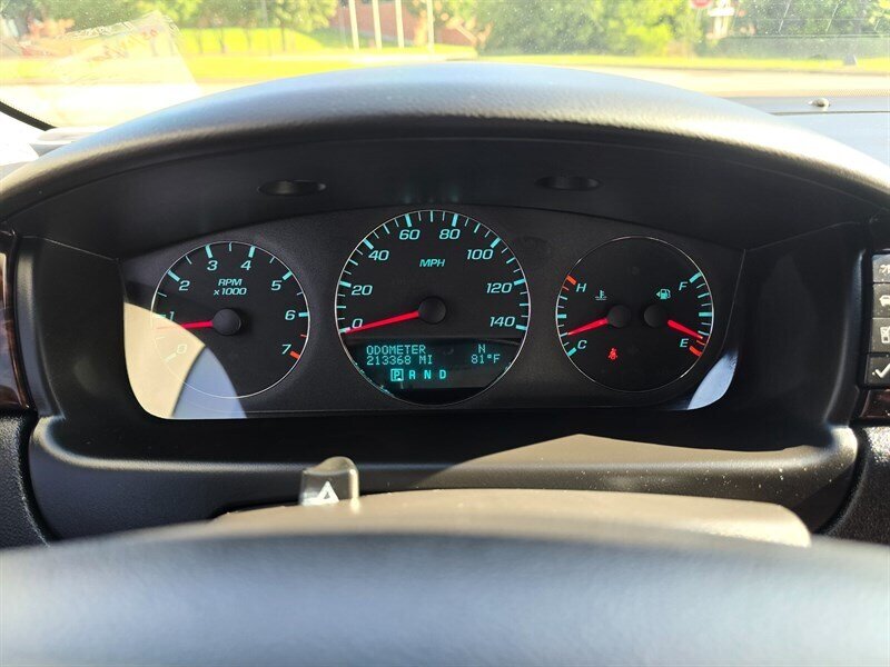 2013 Chevrolet Impala LT - Photo 18 - Garland, TX 75042