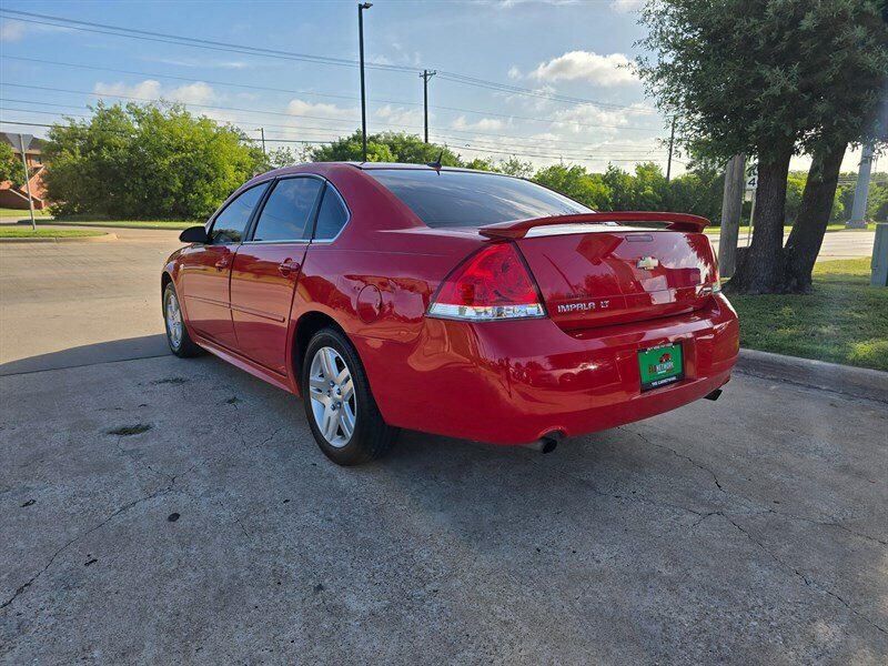 2013 Chevrolet Impala LT - Photo 6 - Garland, TX 75042