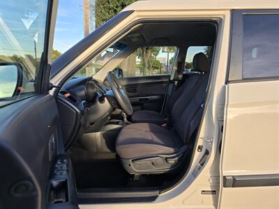 2013 Kia Soul   - Photo 14 - Garland, TX 75042