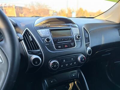 2013 Hyundai TUCSON GLS   - Photo 18 - Garland, TX 75042