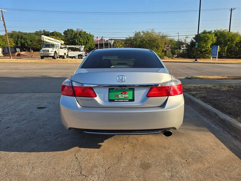 2014 Honda Accord LX - Photo 7 - Garland, TX 75042