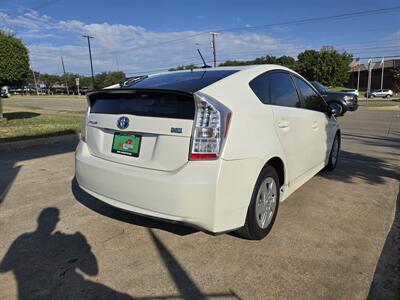 2010 Toyota Prius III   - Photo 10 - Garland, TX 75042