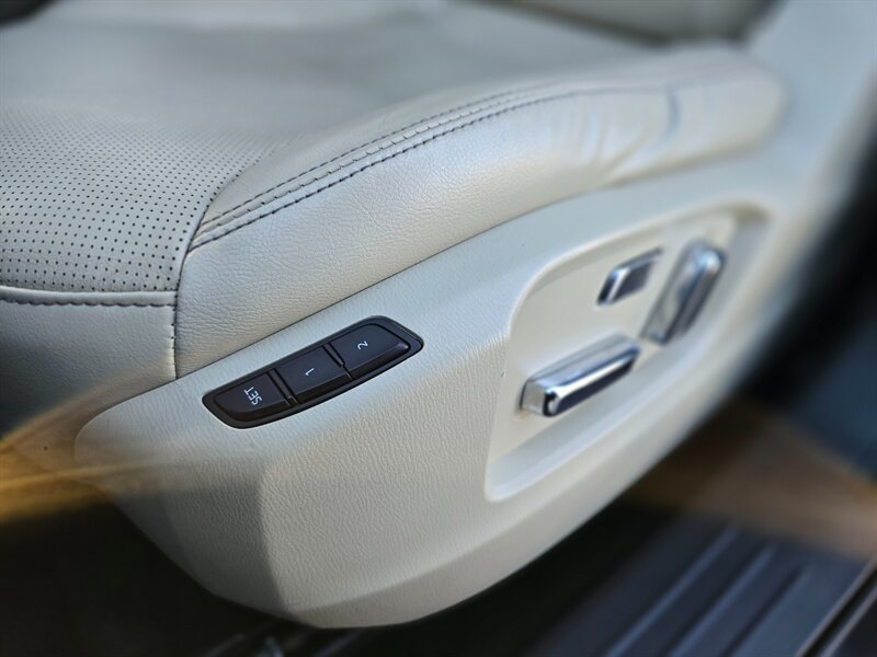 2020 Mazda CX-9 Grand Touring - Photo 16 - Garland, TX 75042
