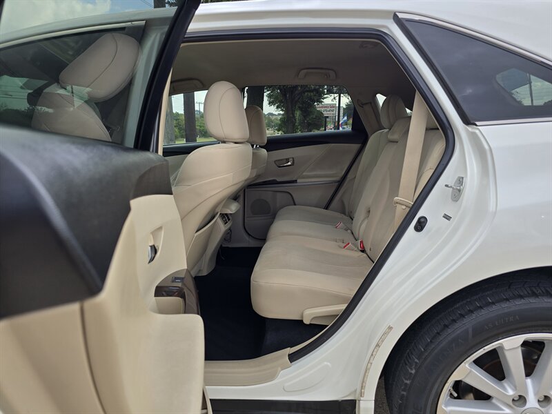 2009 Toyota Venza FWD 4cyl   - Photo 15 - Garland, TX 75042