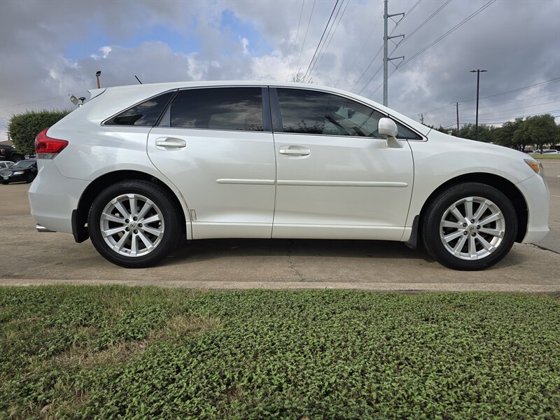 2009 Toyota Venza FWD 4cyl   - Photo 9 - Garland, TX 75042