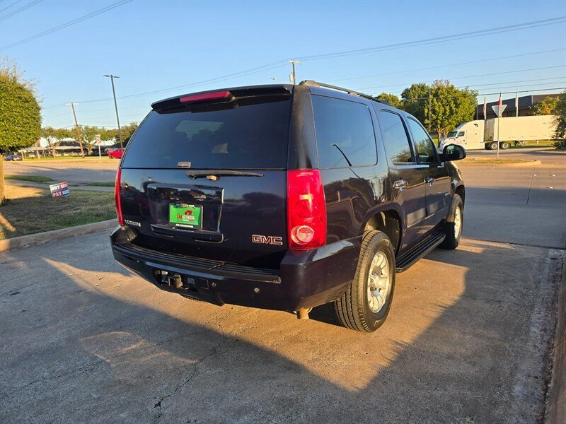 2008 GMC Yukon SLE - Photo 9 - Garland, TX 75042