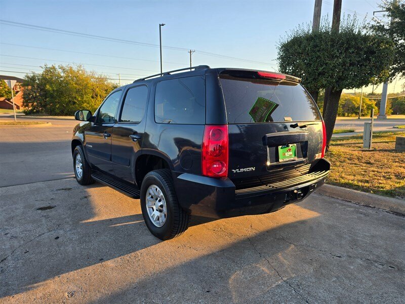 2008 GMC Yukon SLE - Photo 6 - Garland, TX 75042
