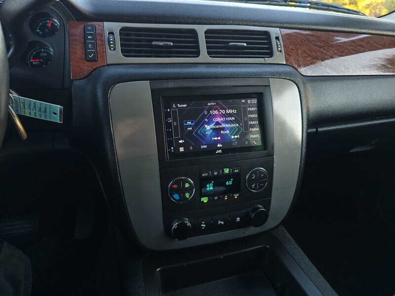 2008 GMC Yukon SLE - Photo 21 - Garland, TX 75042