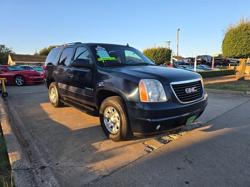 2008 GMC Yukon SLE - Photo 11 - Garland, TX 75042