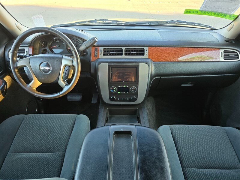 2008 GMC Yukon SLE - Photo 19 - Garland, TX 75042