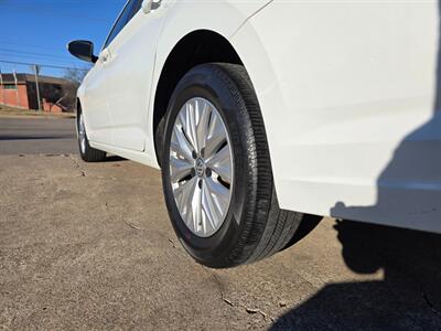 2019 Volkswagen Jetta SE   - Photo 5 - Garland, TX 75042