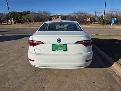 2019 Volkswagen Jetta SE   - Photo 7 - Garland, TX 75042