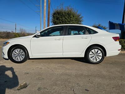 2019 Volkswagen Jetta SE   - Photo 3 - Garland, TX 75042