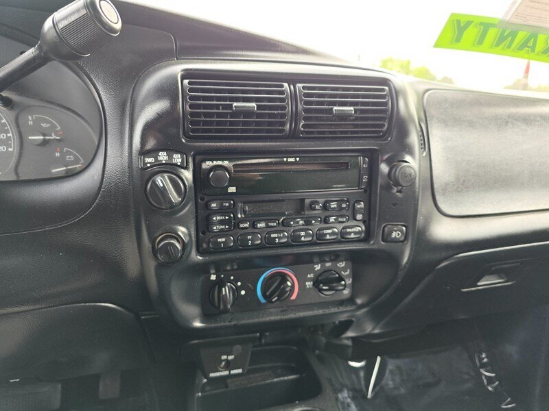 2002 Ford Ranger XLT - Photo 19 - Garland, TX 75042