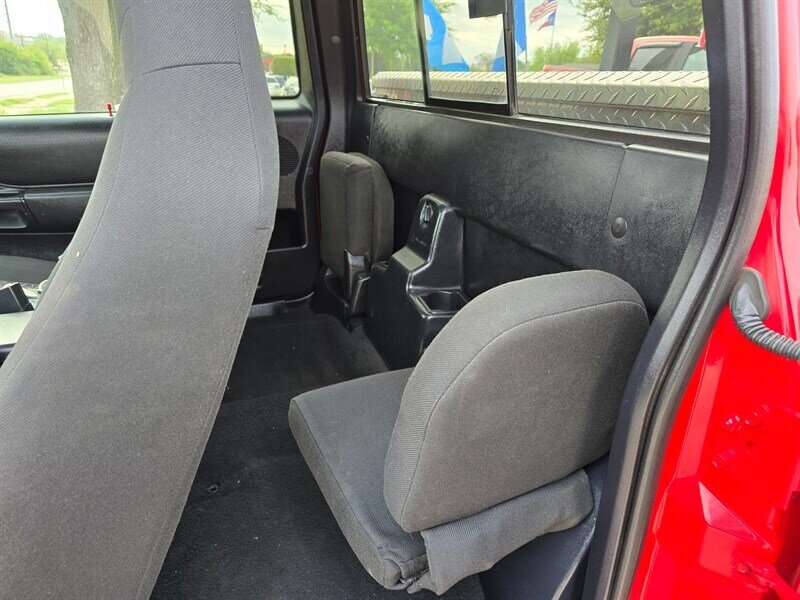 2002 Ford Ranger XLT - Photo 17 - Garland, TX 75042