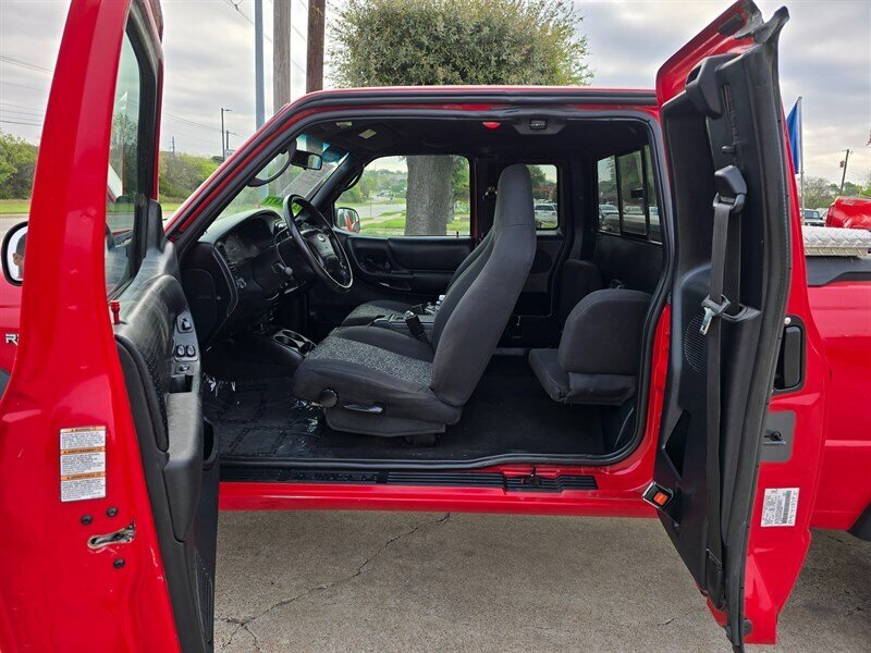 2002 Ford Ranger XLT - Photo 18 - Garland, TX 75042