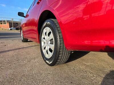 2009 Toyota Corolla LE   - Photo 5 - Garland, TX 75042