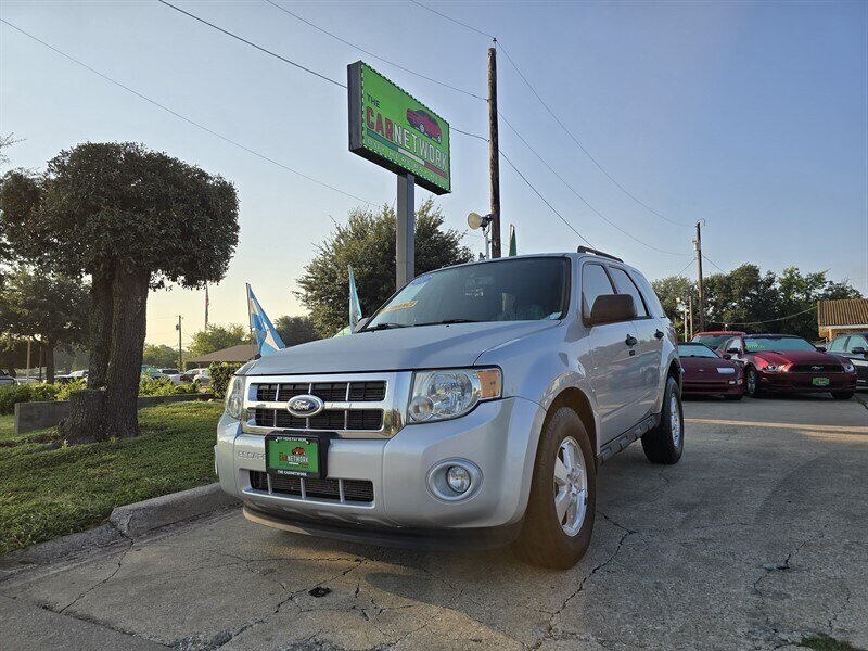 2011 Ford Escape XLT   - Photo 1 - Garland, TX 75042