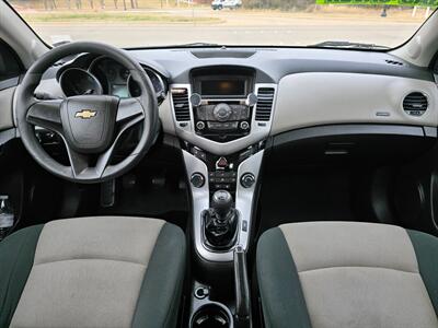 2012 Chevrolet Cruze LS   - Photo 16 - Garland, TX 75042