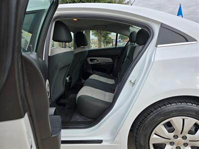 2012 Chevrolet Cruze LS   - Photo 15 - Garland, TX 75042