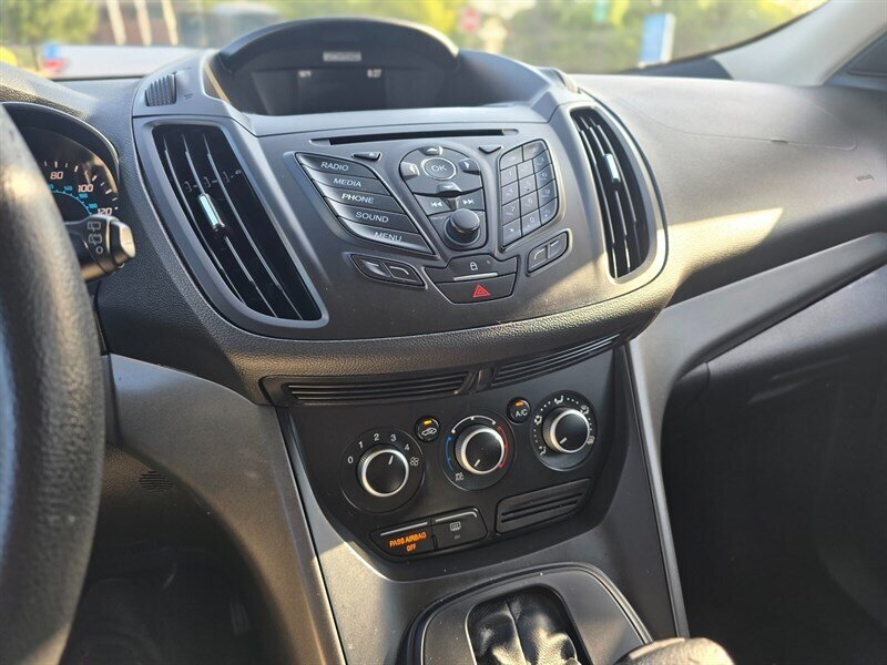 2016 Ford Escape S - Photo 18 - Garland, TX 75042