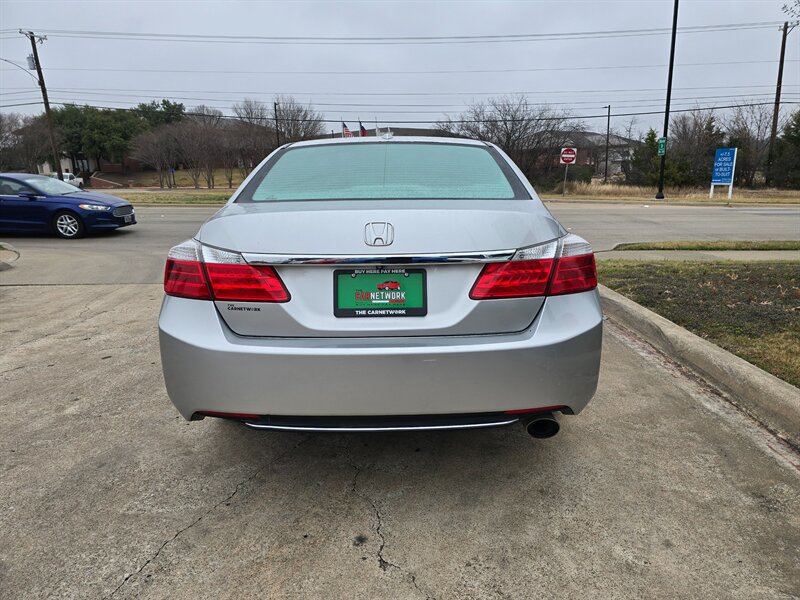 2014 Honda Accord EX-L - Photo 7 - Garland, TX 75042