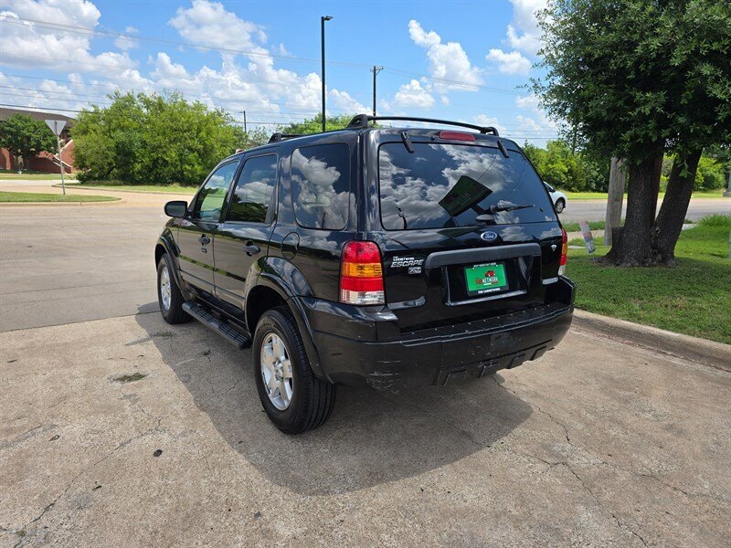 2007 Ford Escape XLT - Photo 8 - Garland, TX 75042