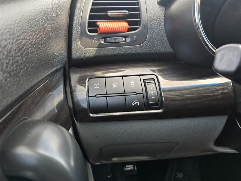 2011 Kia Sorento - Photo 19 - Garland, TX 75042