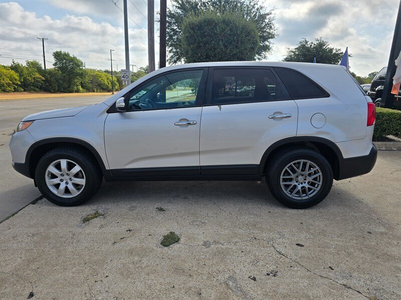 2011 Kia Sorento - Photo 3 - Garland, TX 75042