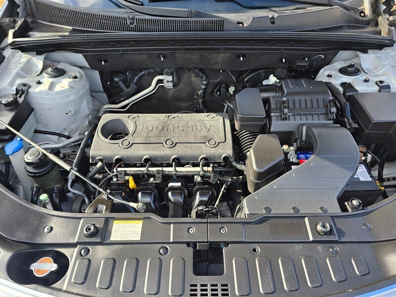 2011 Kia Sorento - Photo 13 - Garland, TX 75042