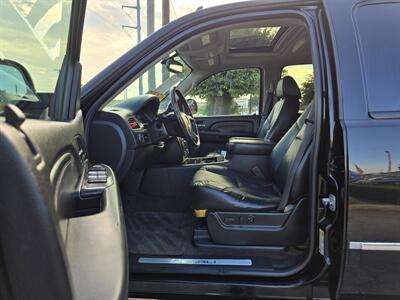 2009 GMC Yukon XL Denali   - Photo 16 - Garland, TX 75042