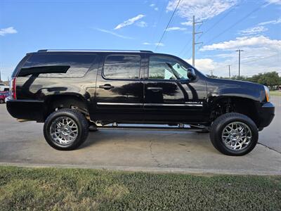 2009 GMC Yukon XL Denali   - Photo 10 - Garland, TX 75042