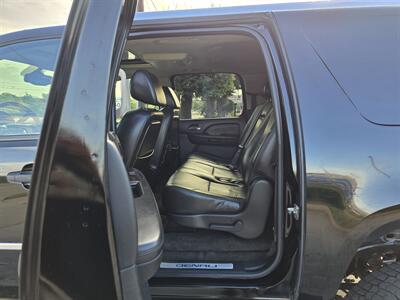 2009 GMC Yukon XL Denali   - Photo 17 - Garland, TX 75042