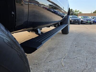 2009 GMC Yukon XL Denali   - Photo 3 - Garland, TX 75042