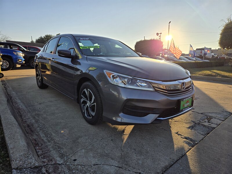 2016 Honda Accord LX - Photo 10 - Garland, TX 75042
