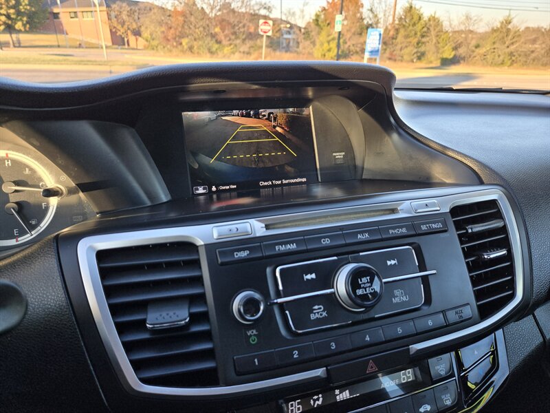 2016 Honda Accord LX - Photo 19 - Garland, TX 75042