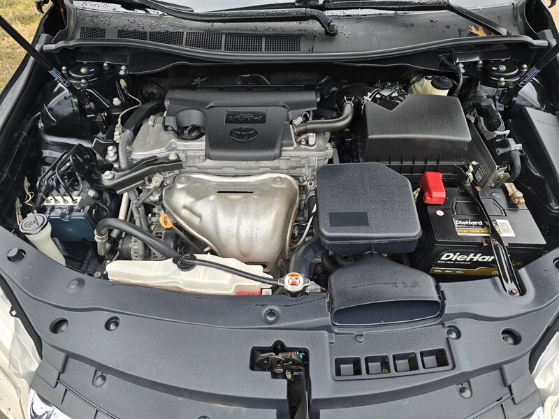 2017 Toyota Camry LE - Photo 12 - Garland, TX 75042