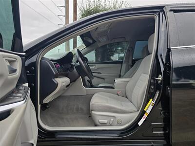 2017 Toyota Camry LE - Photo 14 - Garland, TX 75042
