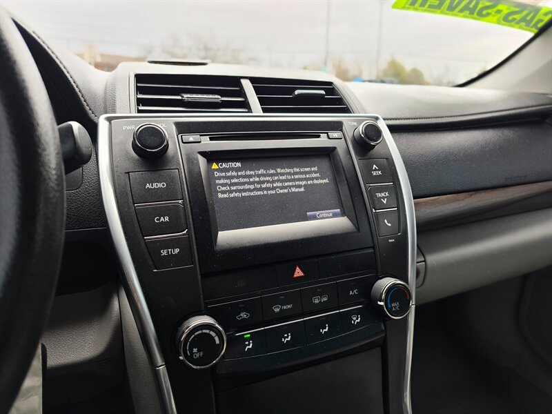 2017 Toyota Camry LE - Photo 17 - Garland, TX 75042