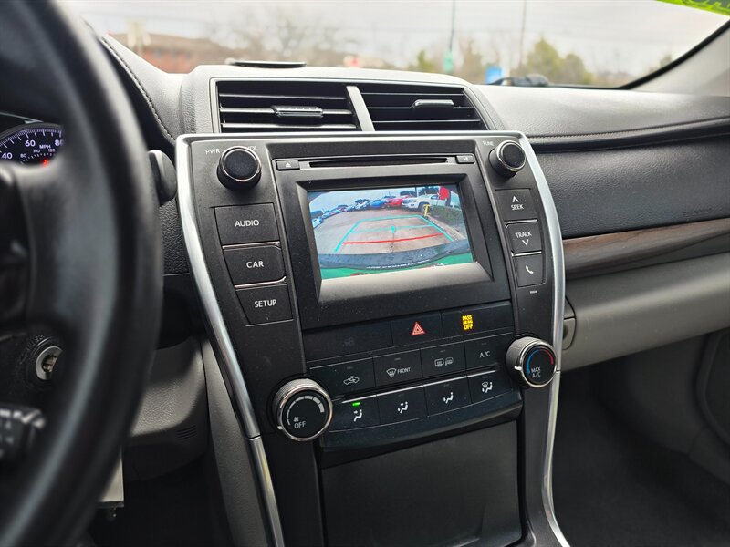 2017 Toyota Camry LE - Photo 18 - Garland, TX 75042