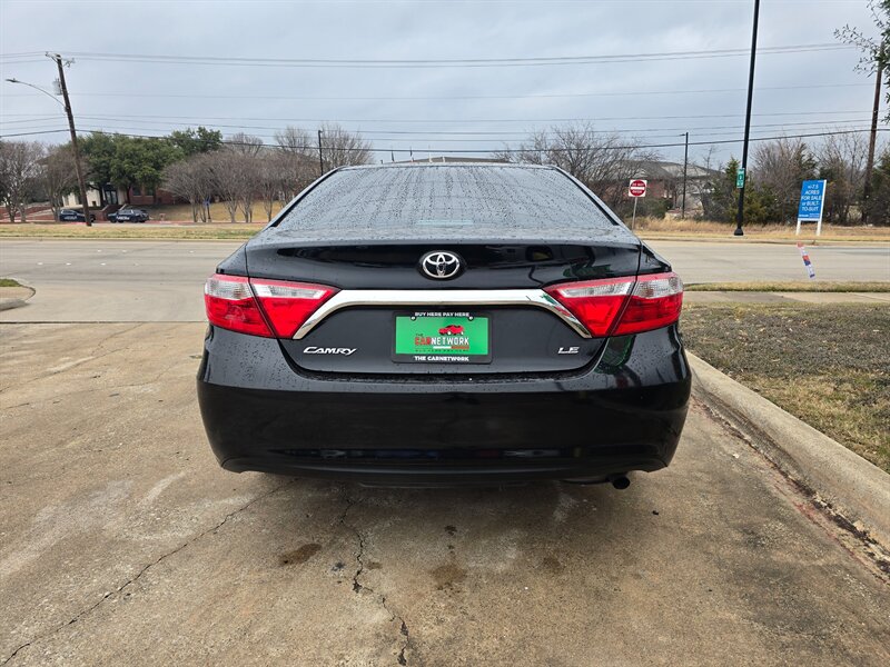 2017 Toyota Camry LE - Photo 7 - Garland, TX 75042